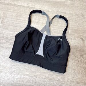 •UNDER ARMOUR• SPORTS BRA